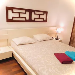 apartamento-13-lof.catalonia-hotels.com/
