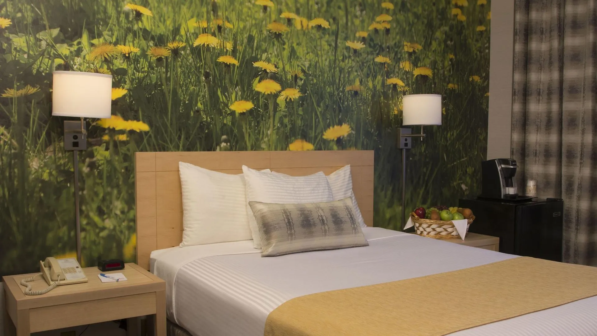 Adria Hotel And Conference Center New York
