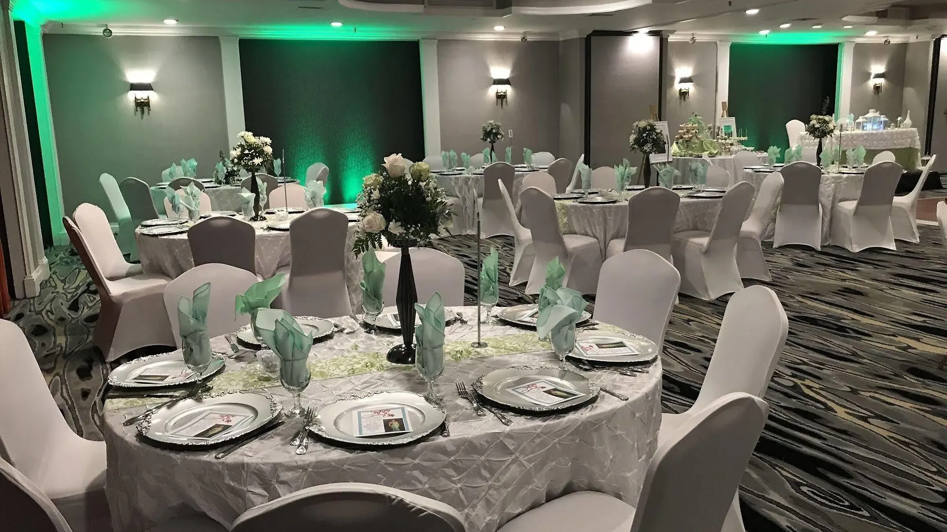 Adria Hotel And Conference Center New York